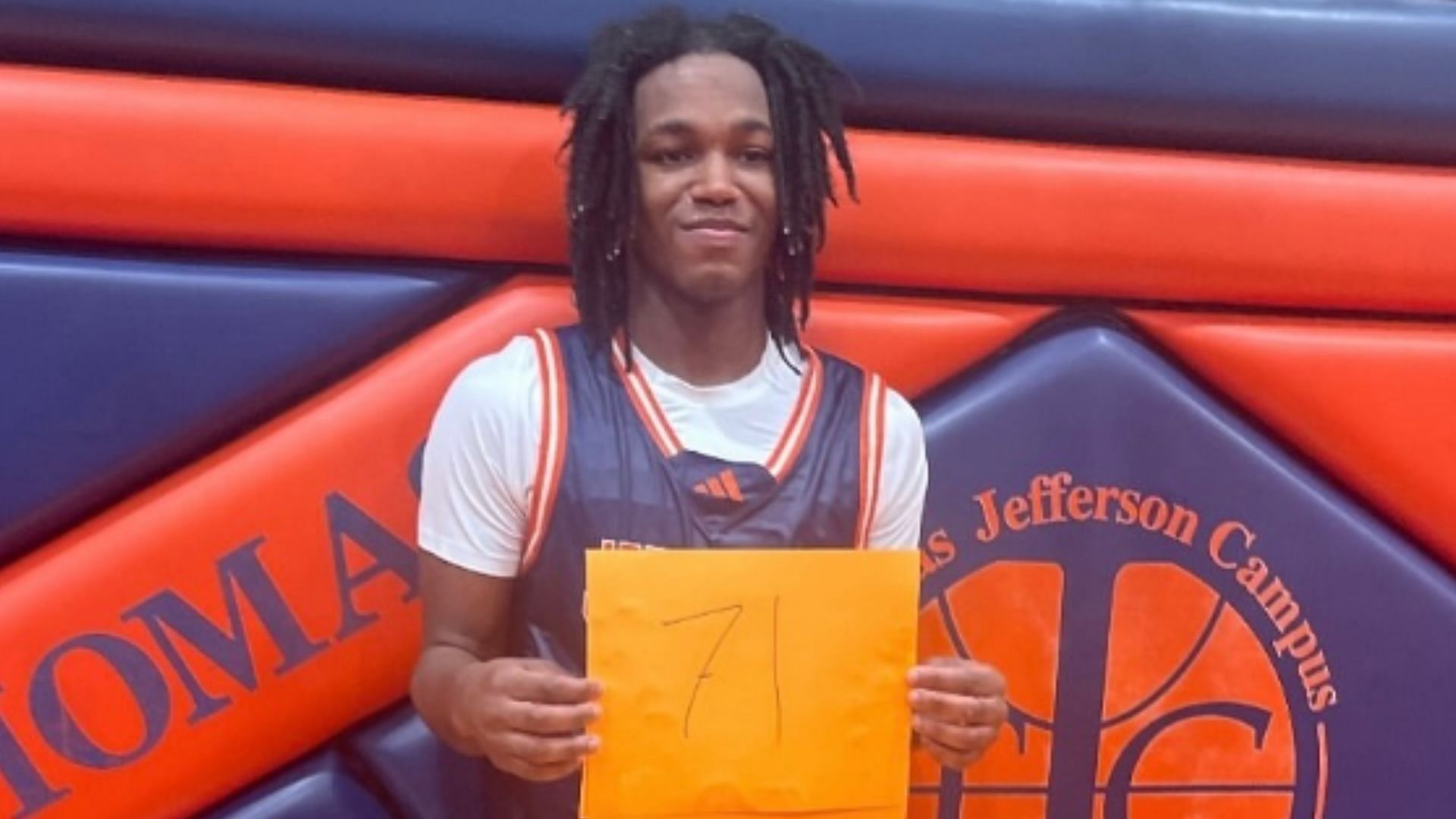 Hoops fans react as rising high school star Connor Sprattley drops a 27-point triple double (Image: IG/sprattleyfam4)