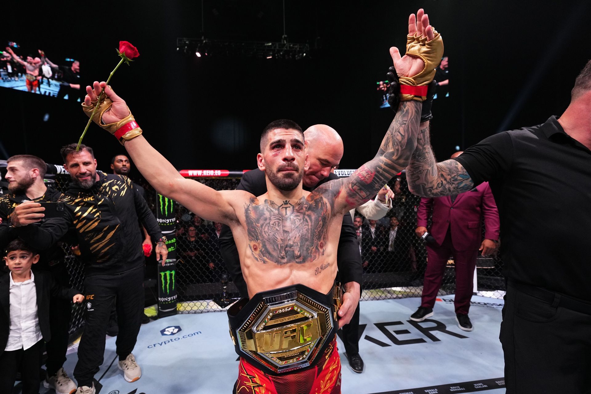 Exciting featherweight gets brutally honest about Ilia Topuria leaving the division, dubs 'El Matador' "the most complete fighter"