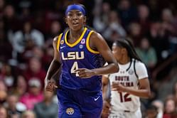 "Don't sleep on Zara"- $1.5M NIL-valued Flau'jae Johnson shows off her outfit after raking in 19 points against Missouri