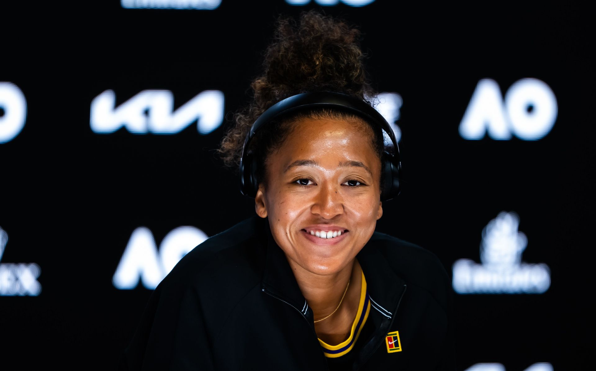Naomi Osaka shows the truth of her "real life" mirror selfie with a gym post after glorious fashion recap