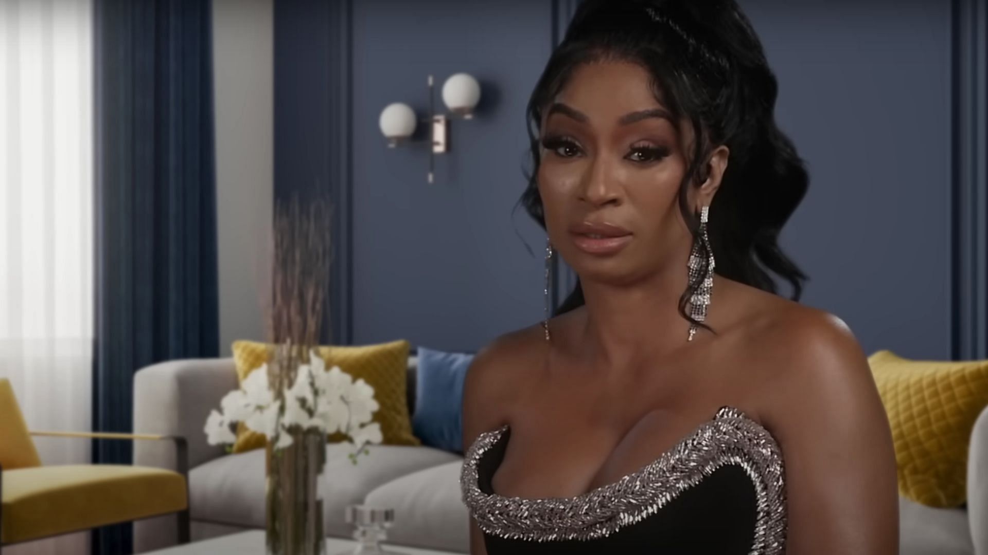 Karlie Redd - Love &amp; Hip Hop: Atlanta (image via YouTube/Love &amp; Hip Hop)