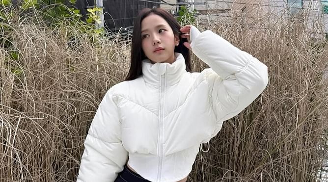 "My spirit animal"— Fans react as BLACKPINK's Jisoo reveals she would fight Tom Hanks if they were stranded on a deserted island