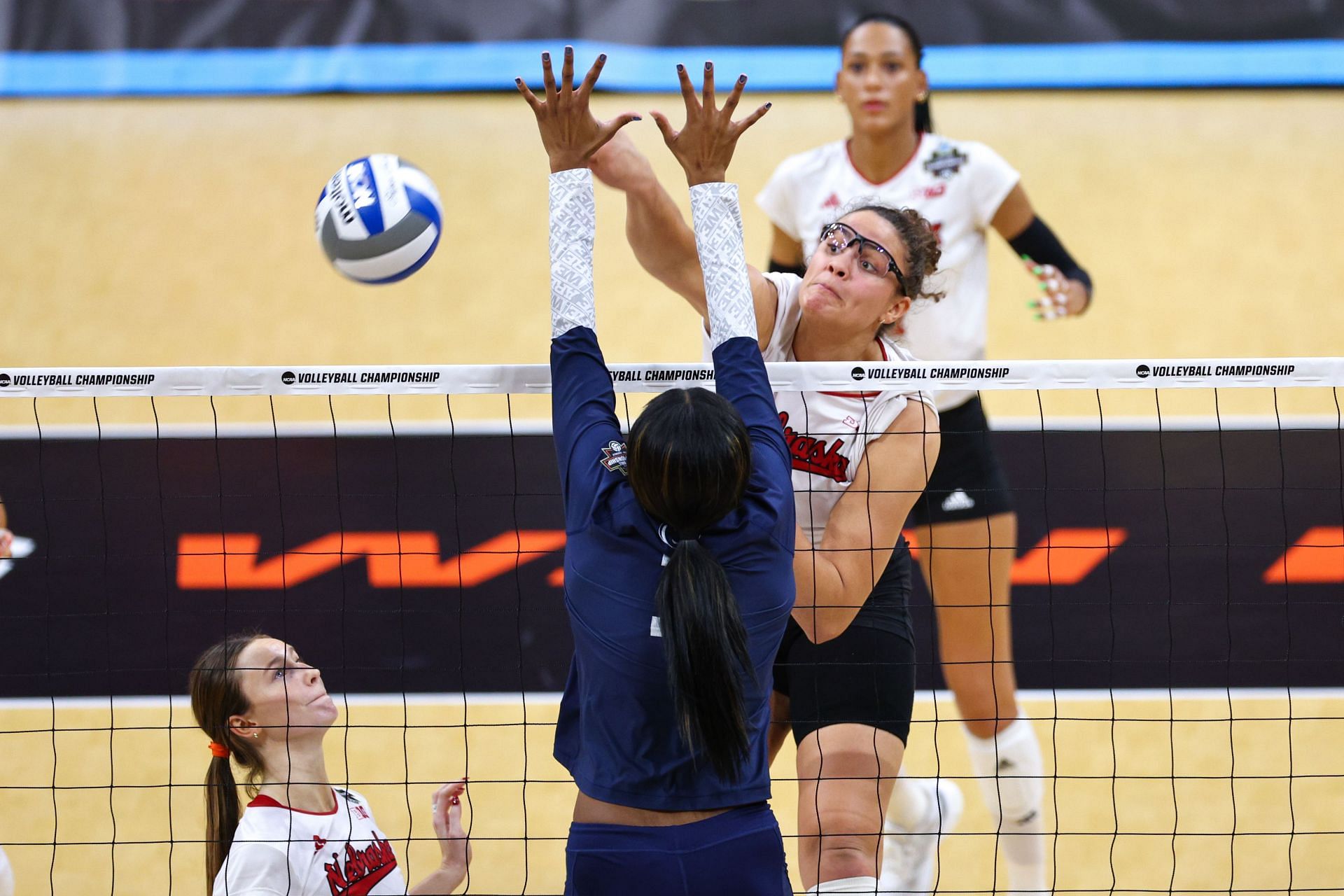 Rebekah Allick during the 2024 NCAA Championships semifinal match against Penn State Nittany Lions (Image via: Getty Images)