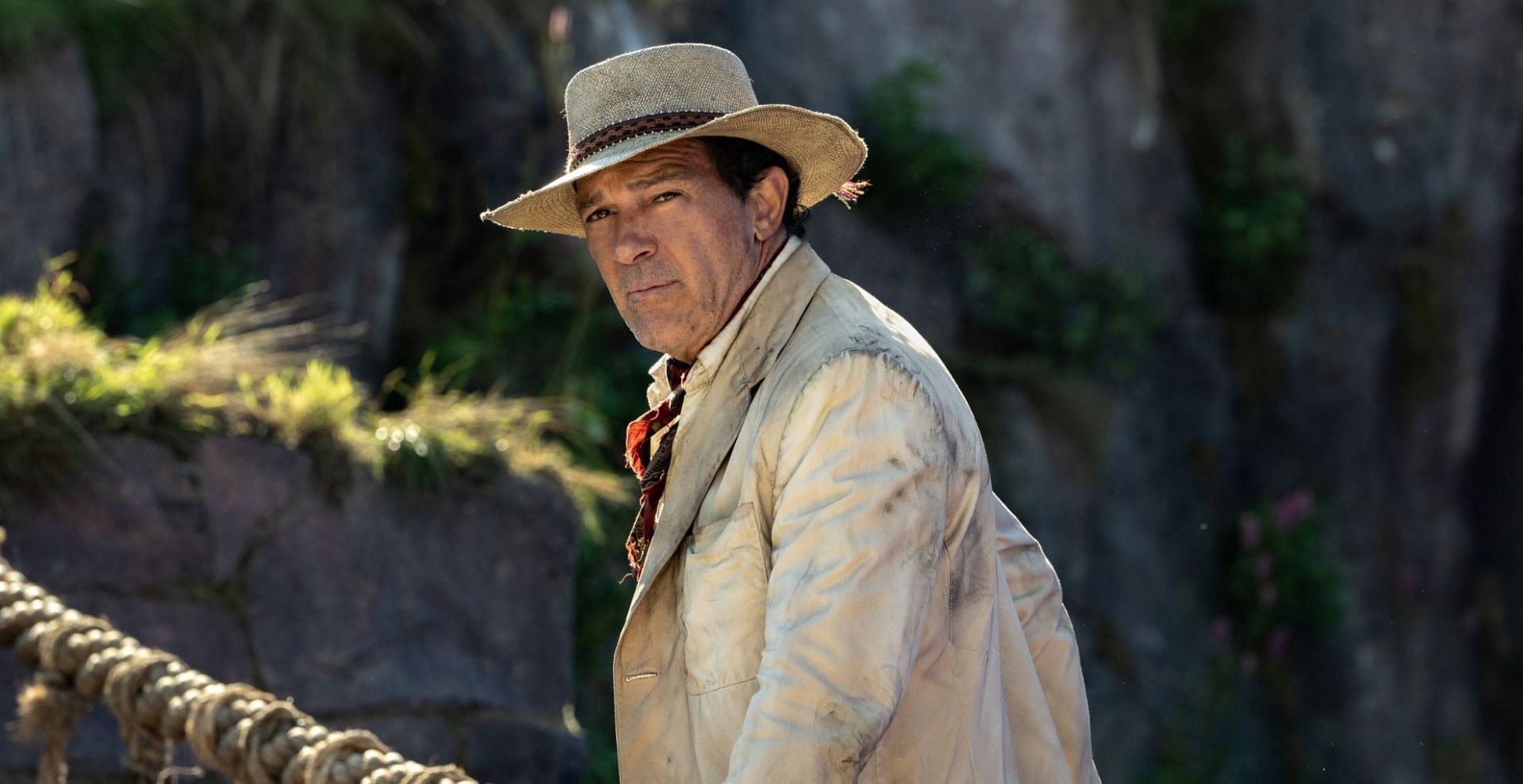 Antonio Banderas as Hunter Cabot in Paddington in Peru (Image via Studio Canal UK)