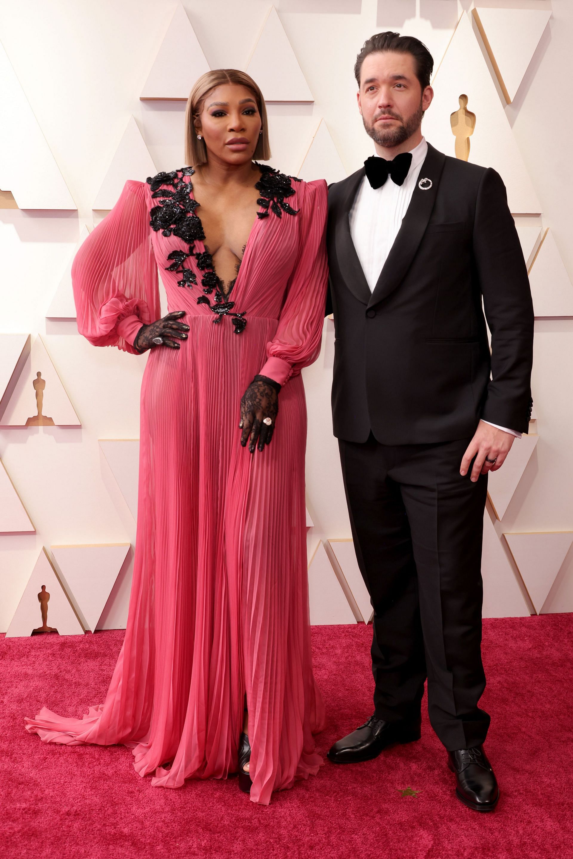 Serena Williams and her husband at the 94th Annual Academy Awards (Image Getty)