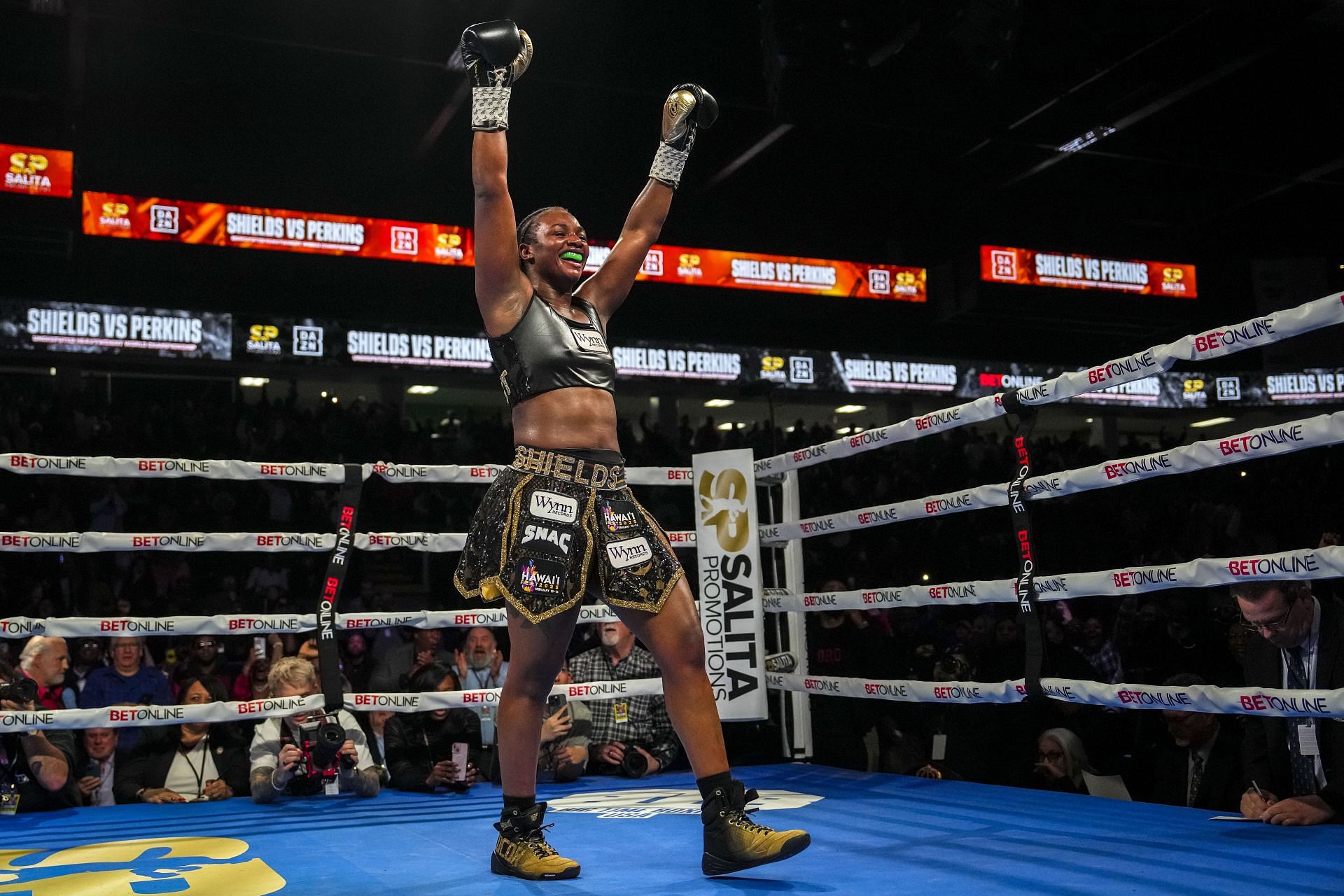 Claressa Shields v Danielle Perkins - Source: Getty