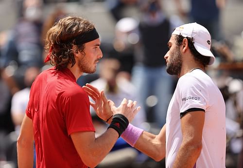 Stefanos Tsitsipas shakes hands with Matteo Berrettini - Source: Getty