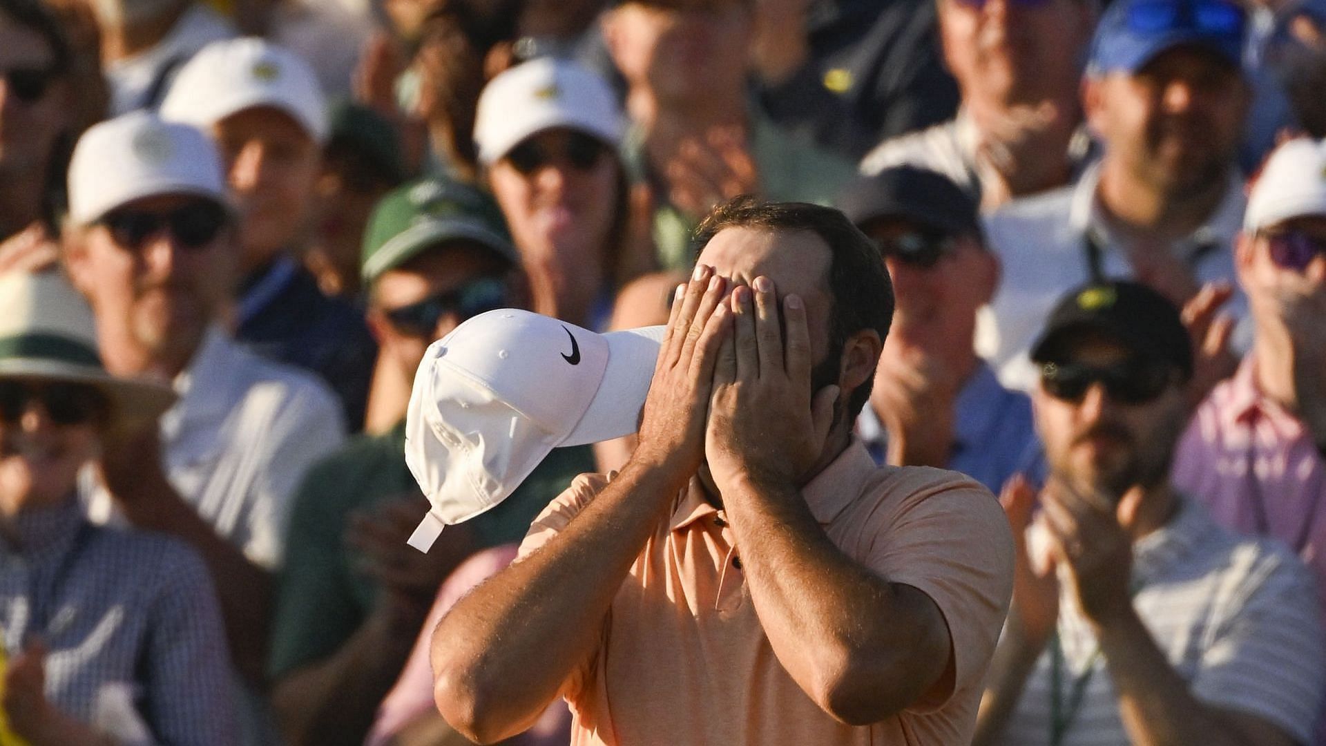 Scottie Scheffler reveals he cried his eyes out after winning the 2024 Masters. Image via Getty Images