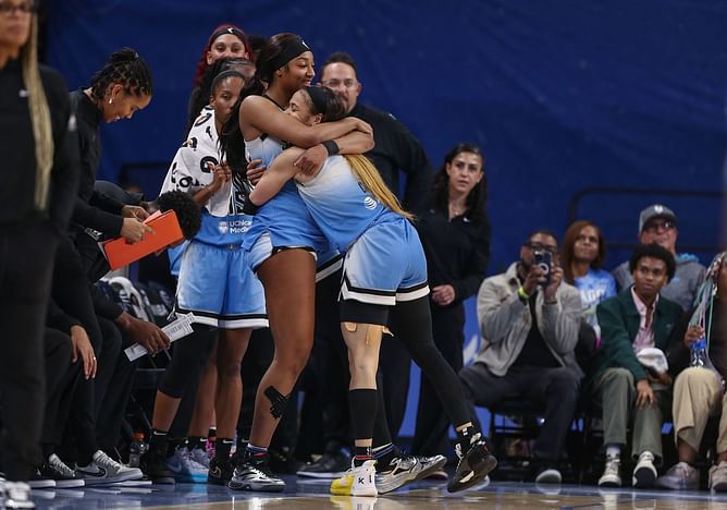 Angel Reese's ex-teammate Chennedy Carter drops 2-word reaction as she works up sweat at gym amid free agency uncertainty