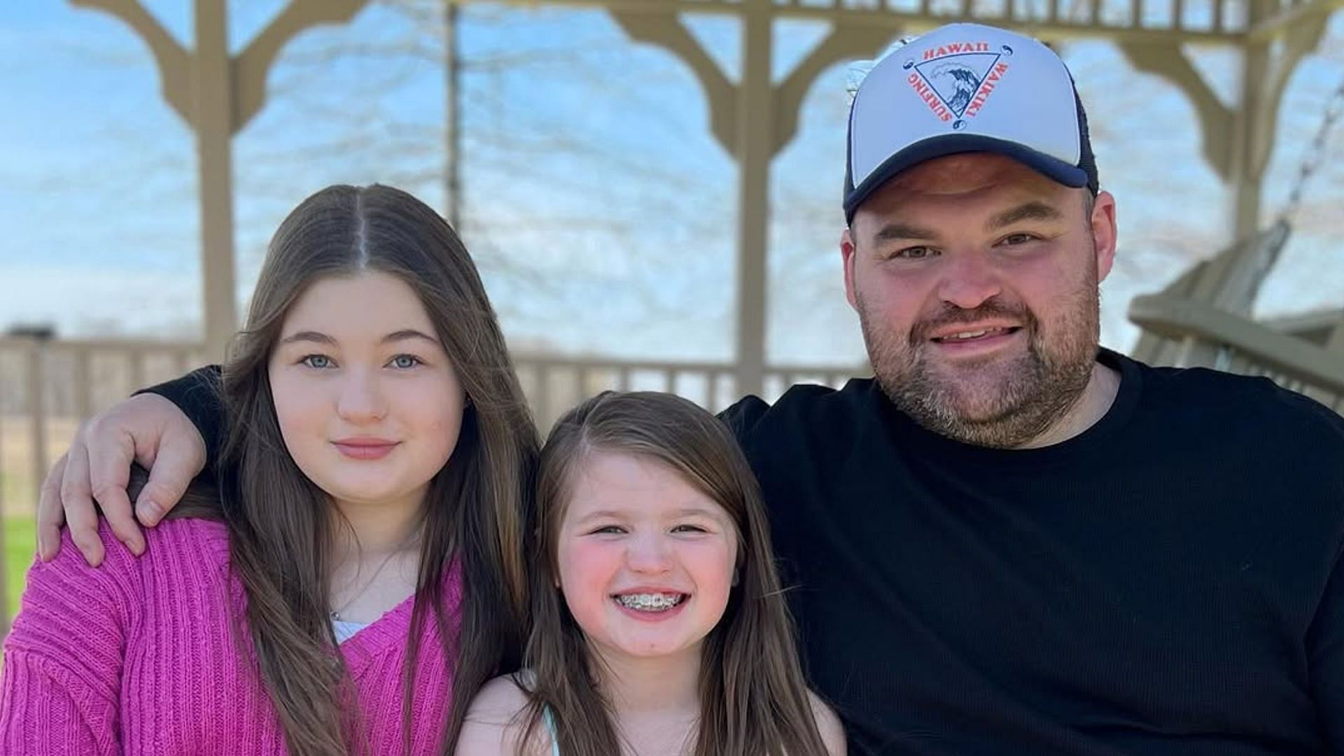 Gary with daughters (Image via Instagram/@kristina_shirley3)