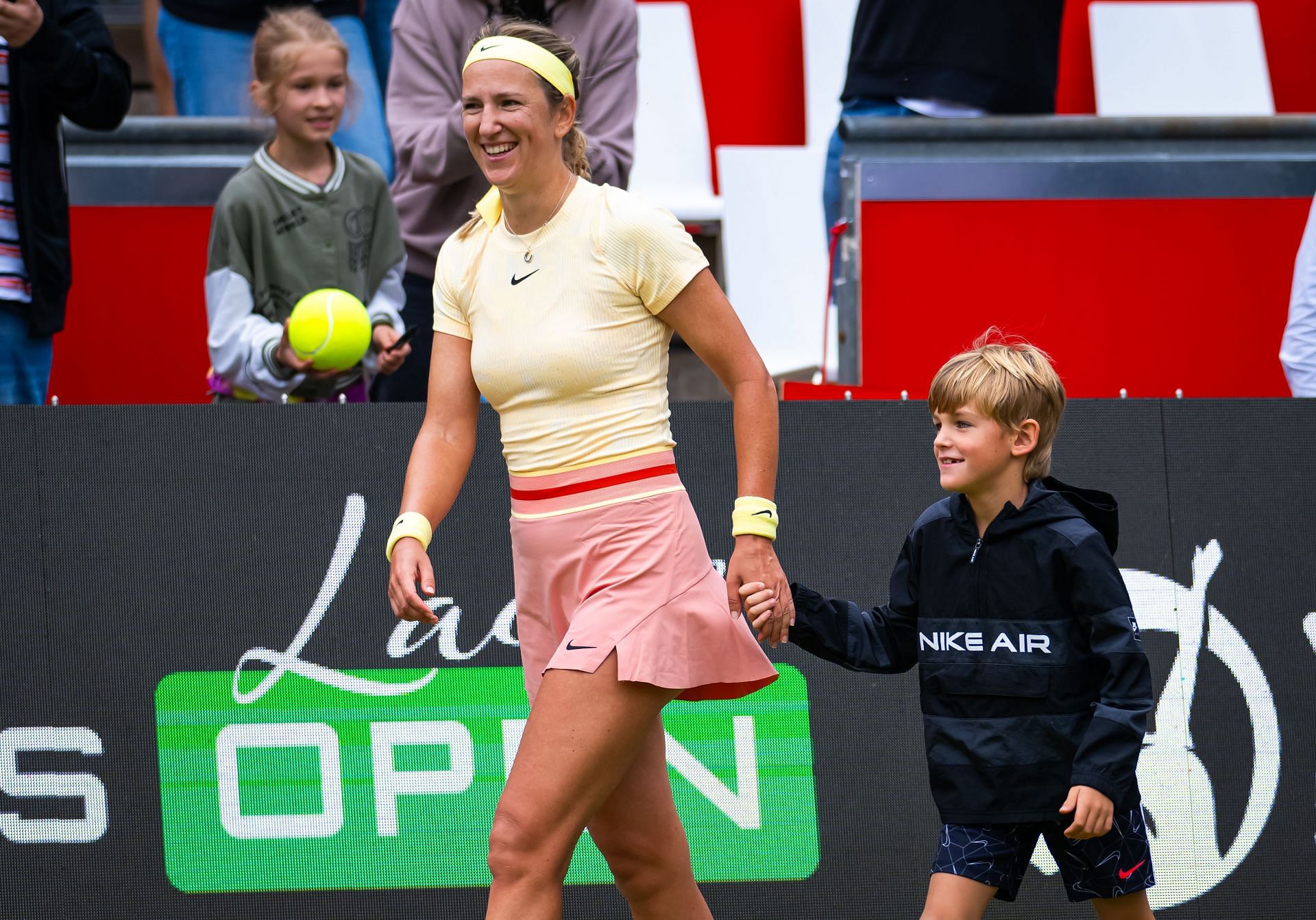 Victoria Azarenka and her son at the 2024 Ecotrans Ladies Open Berlin (Image Source: Getty)