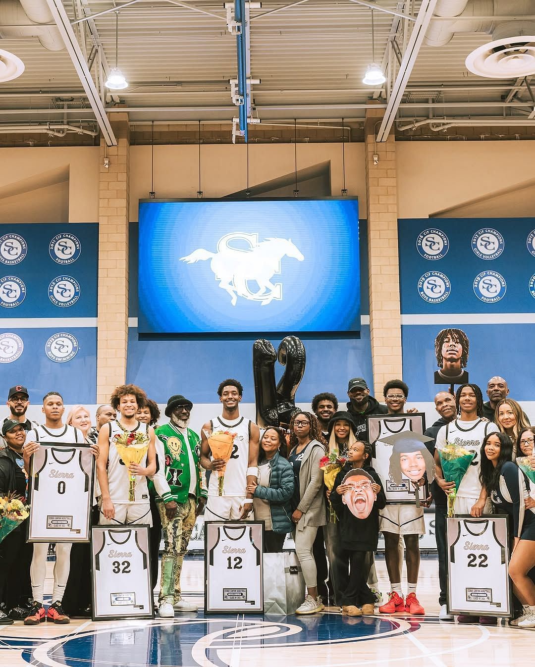 Sierra Canyon High School pays tribute to seniors with their family in attendance (Image: IG/Sierra Canyon Basketball)