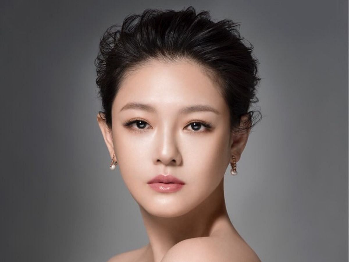 Who was Barbie Hsu married to?