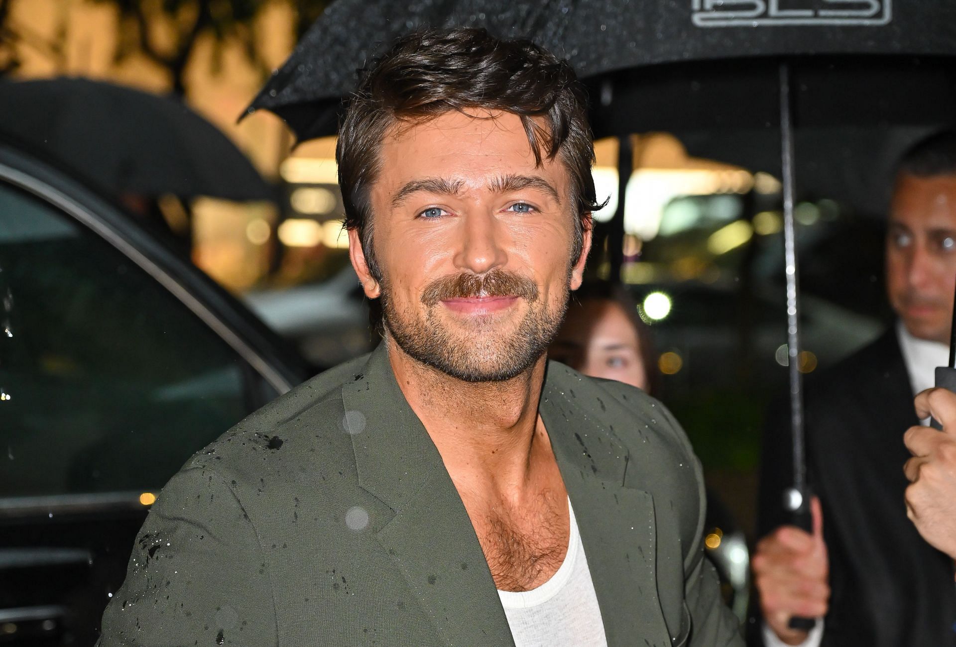 Brandon Sklenar arrives to the "It Ends With Us" premiere at AMC Lincoln Square Theater (Photo by James Devaney/GC Images)