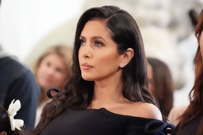 Kobe Bryant's wife Vanessa Bryant shares Kendrick Lamar's viral Super Bowl meme with 'Humble' reference