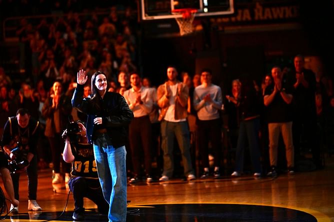 Caitlin Clark drops 1-word reaction as Fever photographer captures 'amazing humans' on 'unforgettable weekend'