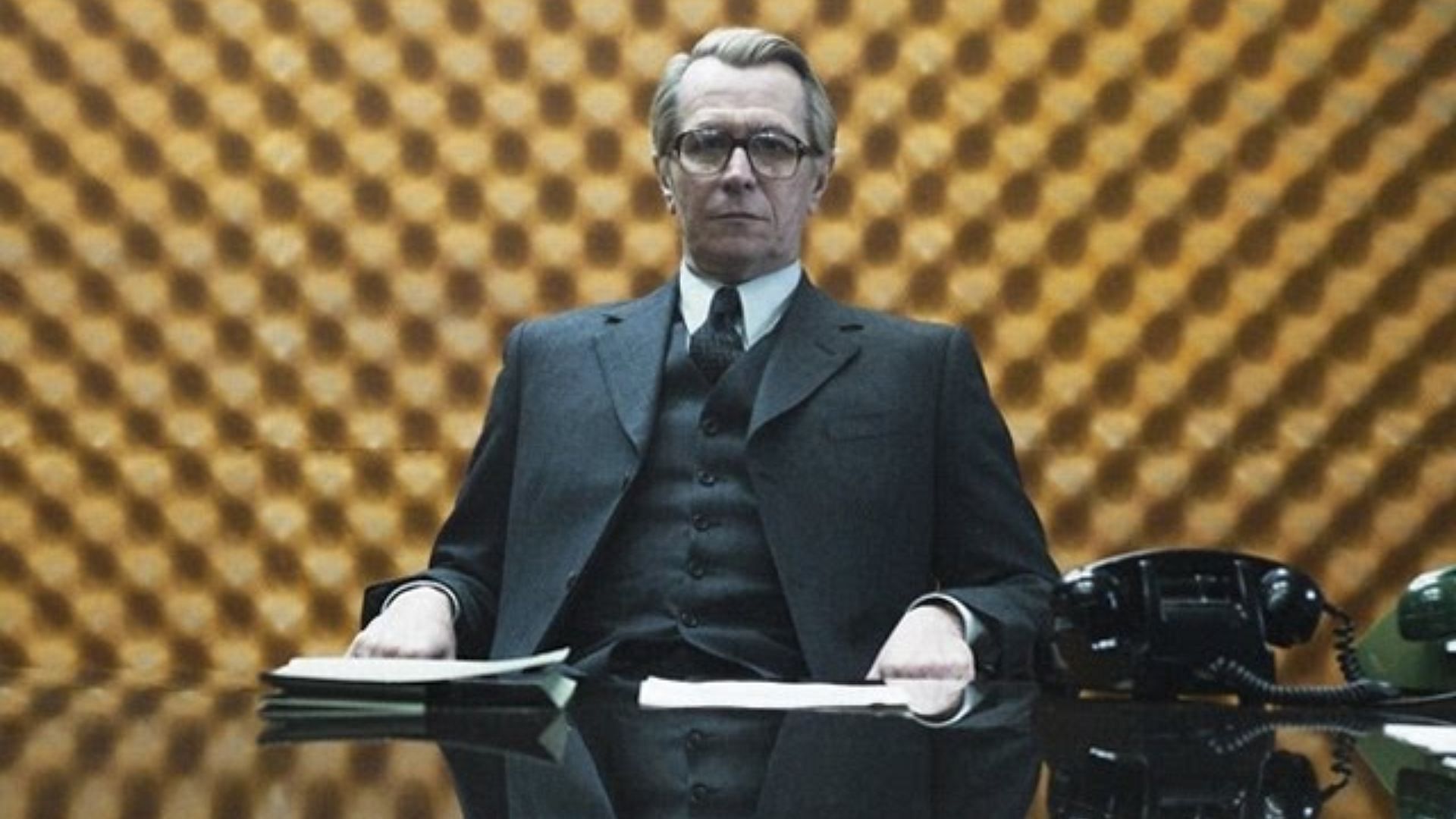 Tinker Tailor Soldier Spy showcases Oldman&#039;s versatile acting skills (Image via StudioCanal)