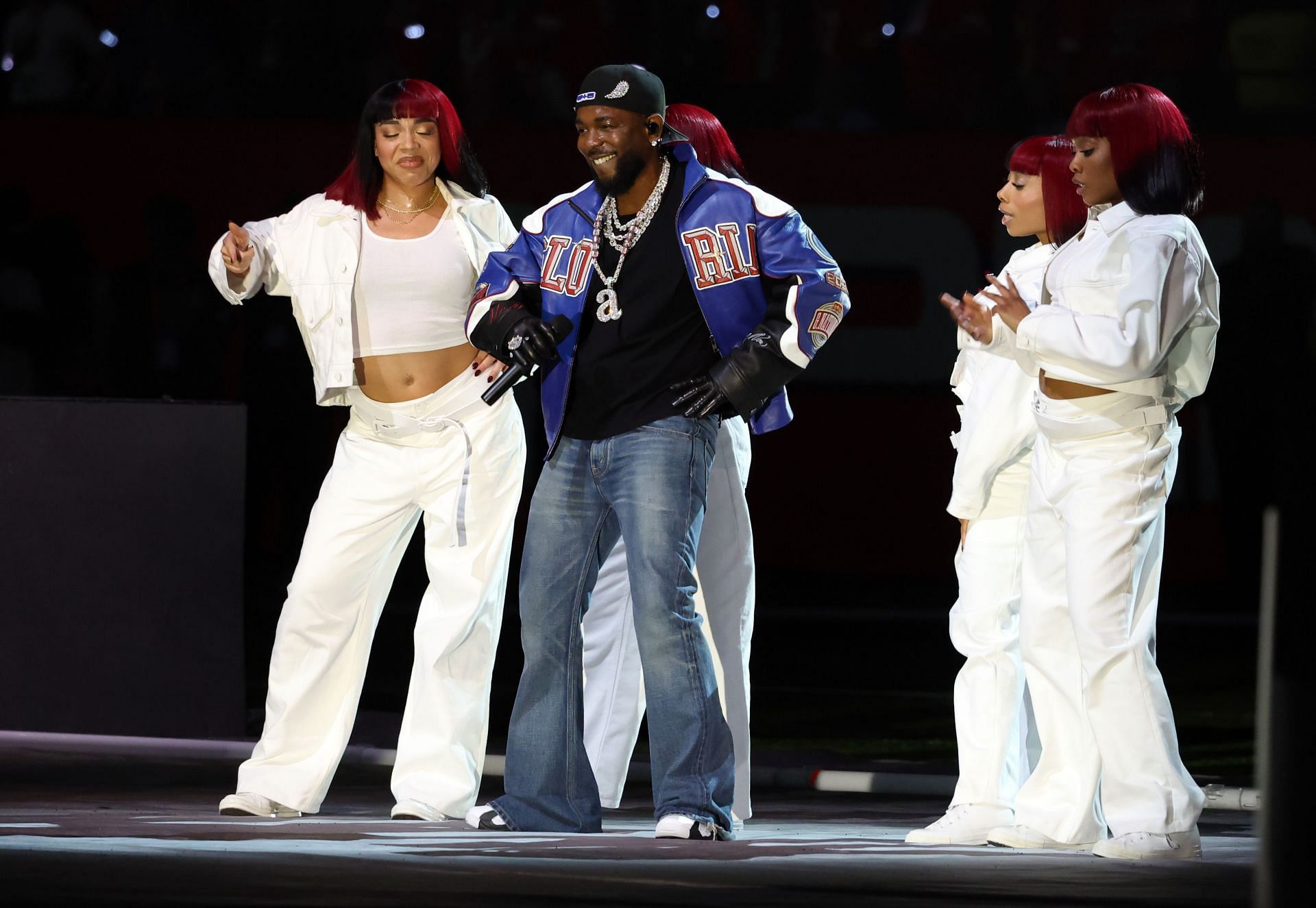 Apple Music Super Bowl LIX Halftime Show (Image via Getty)