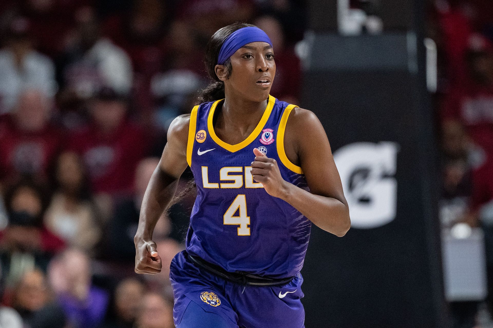 Flau&#039;Jae Johnson (#4) of the LSU Tigers plays against the South Carolina Gamecocks during their game at Colonial Life Arena on January 24, 2025. Photo: Getty