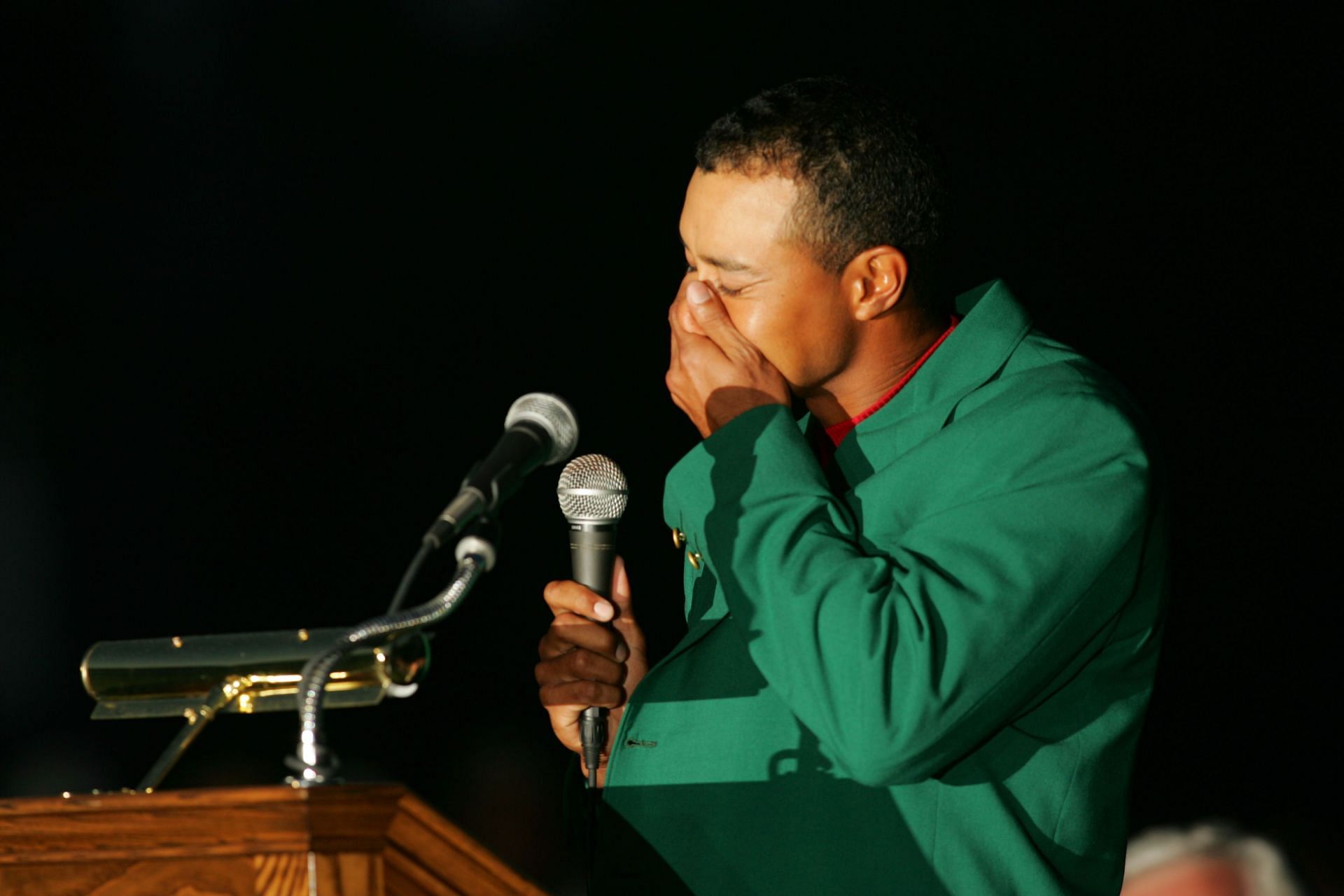 Tiger Woods getting emotional at the 2005 Masters (Source: Getty)