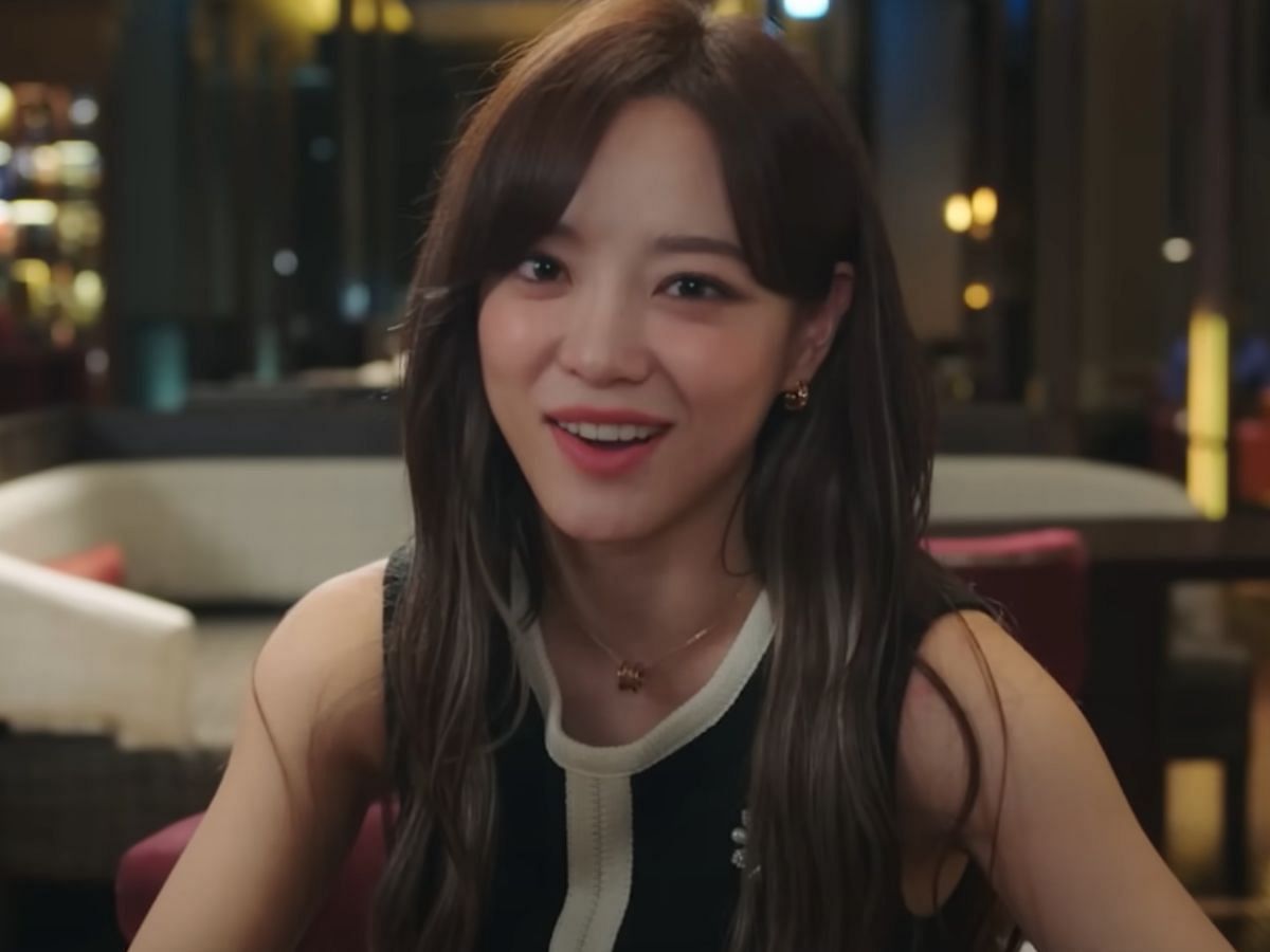 Kim Se-jeong stars as Shin Ha-ri in Business Proposal (Image via YouTube/Netflix Philippines)