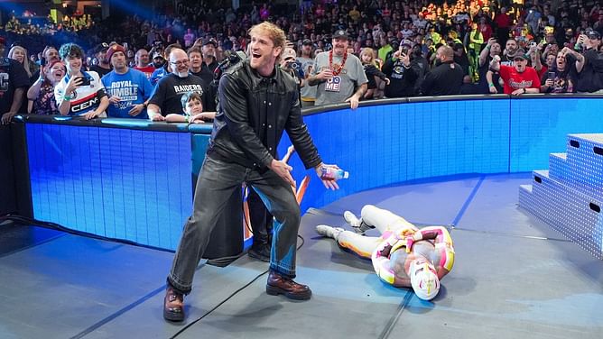 Logan Paul hurls massive insults at the WWE Universe