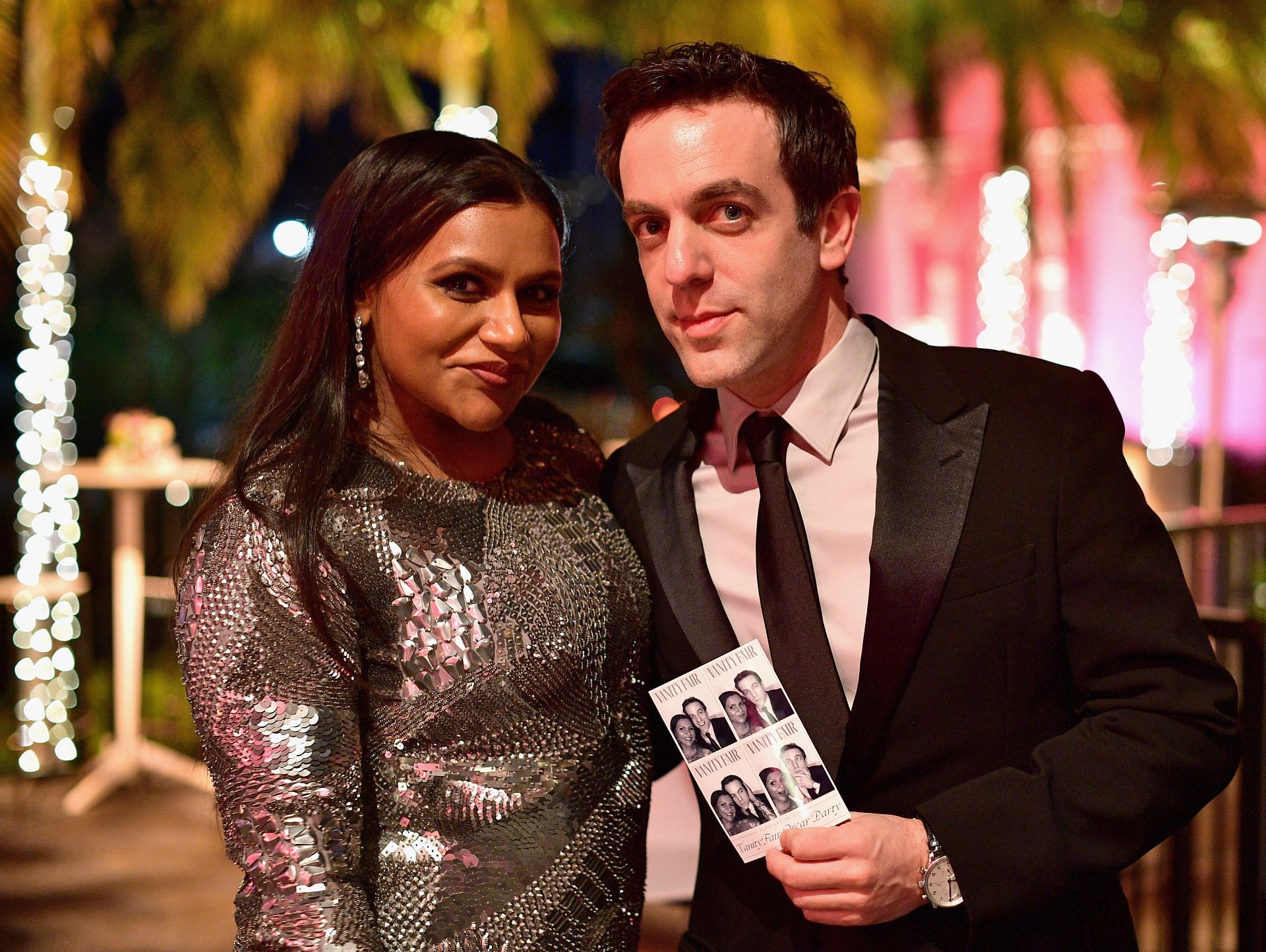 BJ Novak and Mindy Kaling at the 2019 Vanity Fair Oscar Party Hosted By Radhika Jones (Image via Getty)