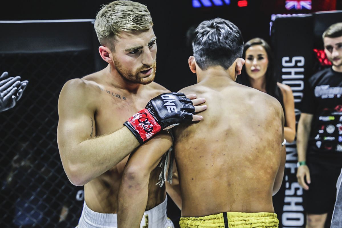 Jonathan Haggerty and Superlek Kiatmoo9 - Photo by ONE Championship