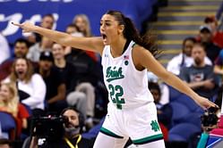 "Beautiful young woman": South Carolina's Te-Hina Pao Pao, Hanna Hidalgo, & more gush over Notre Dame's Kylee Watson's pregame fit