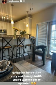 "@Flau'jae house is so cozy and homey. Until I didn't want to go to my hotel. 🤣🥰