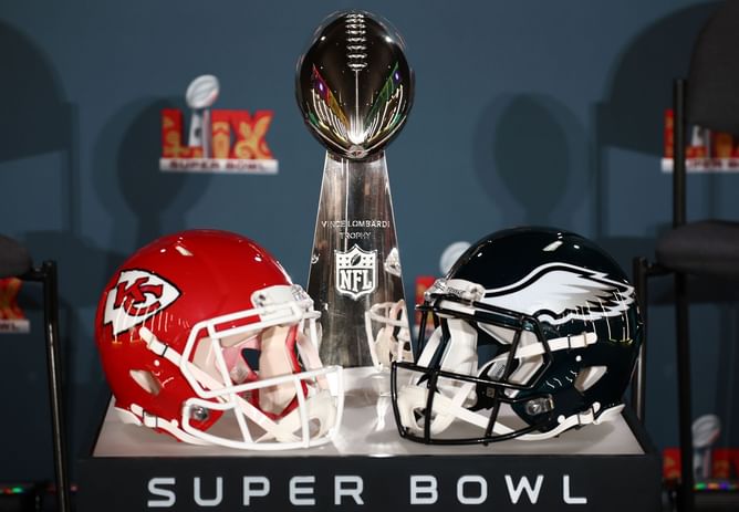 "Now she’s going to think it actually worked" — Internet reacts to a woman seemingly caught doing witchcraft during the Super Bowl game