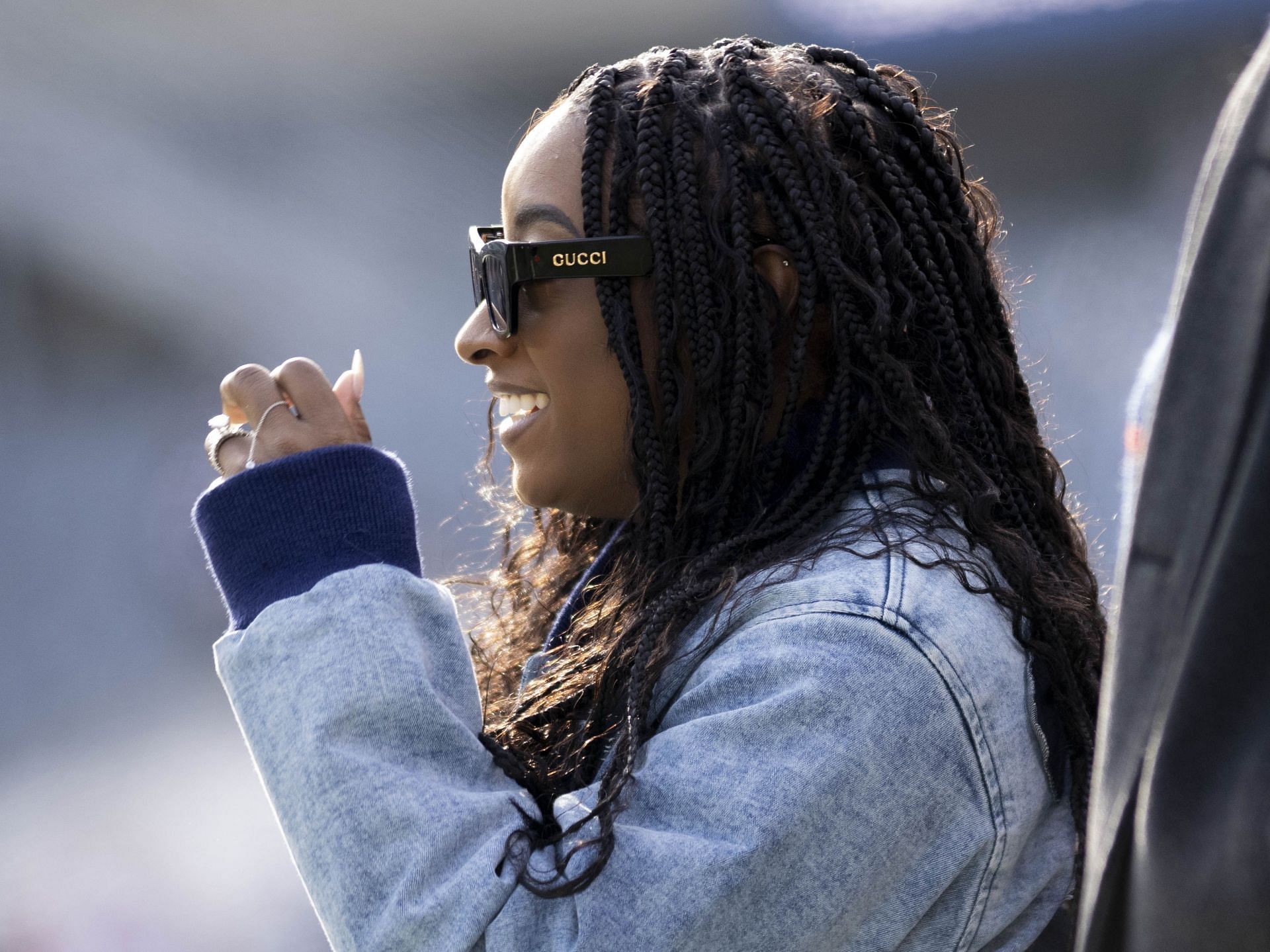 Biles looking on during the NFL: NOV 24 Vikings at Bears - (Source: Getty)