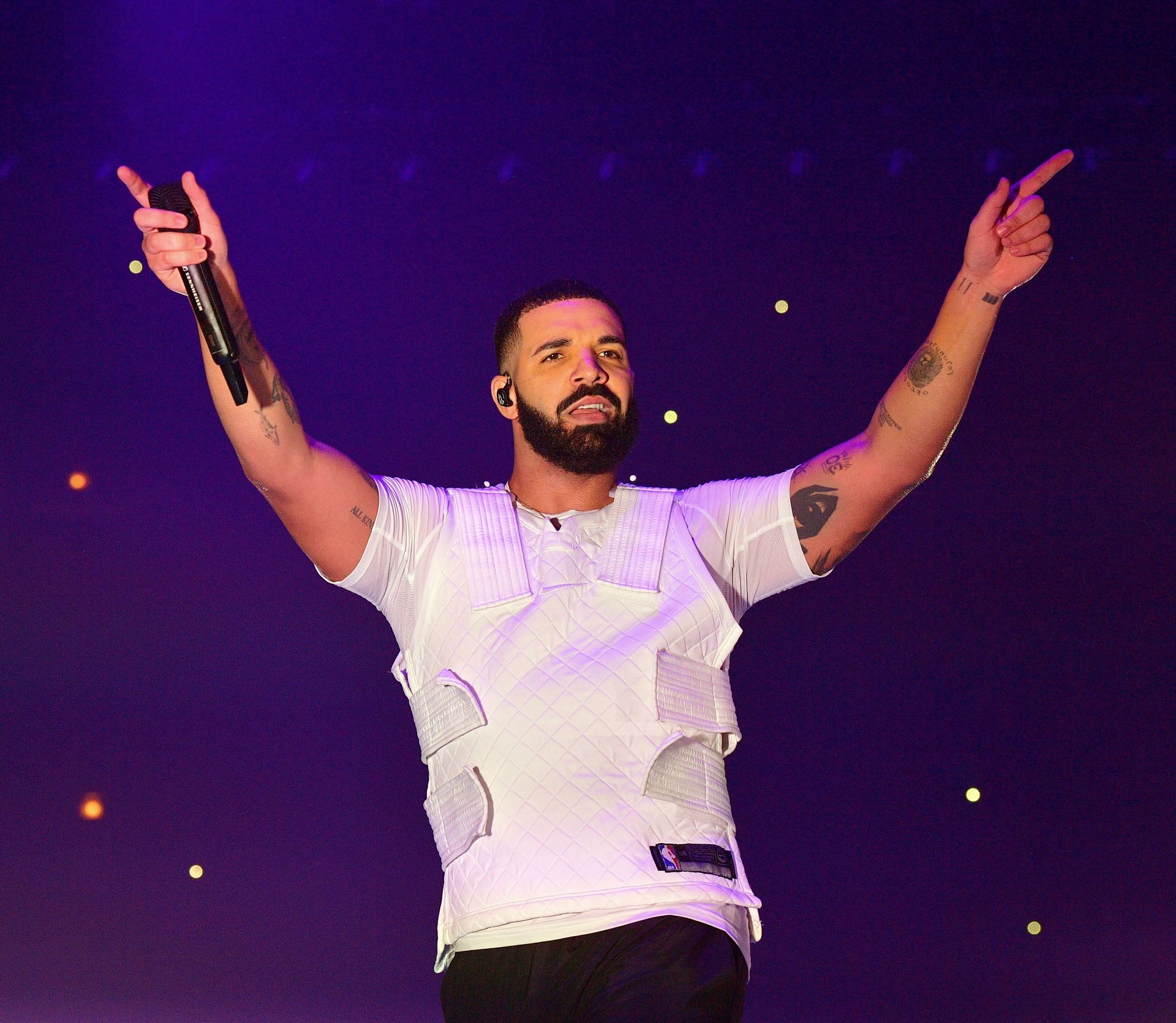 Aubrey &amp; The Three Amigos Tour - Chicago, Illinois - Source: Getty