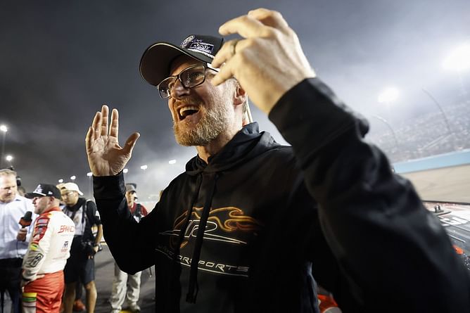 Dale Earnhardt Jr. drops a four-word teaser ahead of Daytona 500 debut amid visit to Hollywood’s Guitar Hotel in Florida
