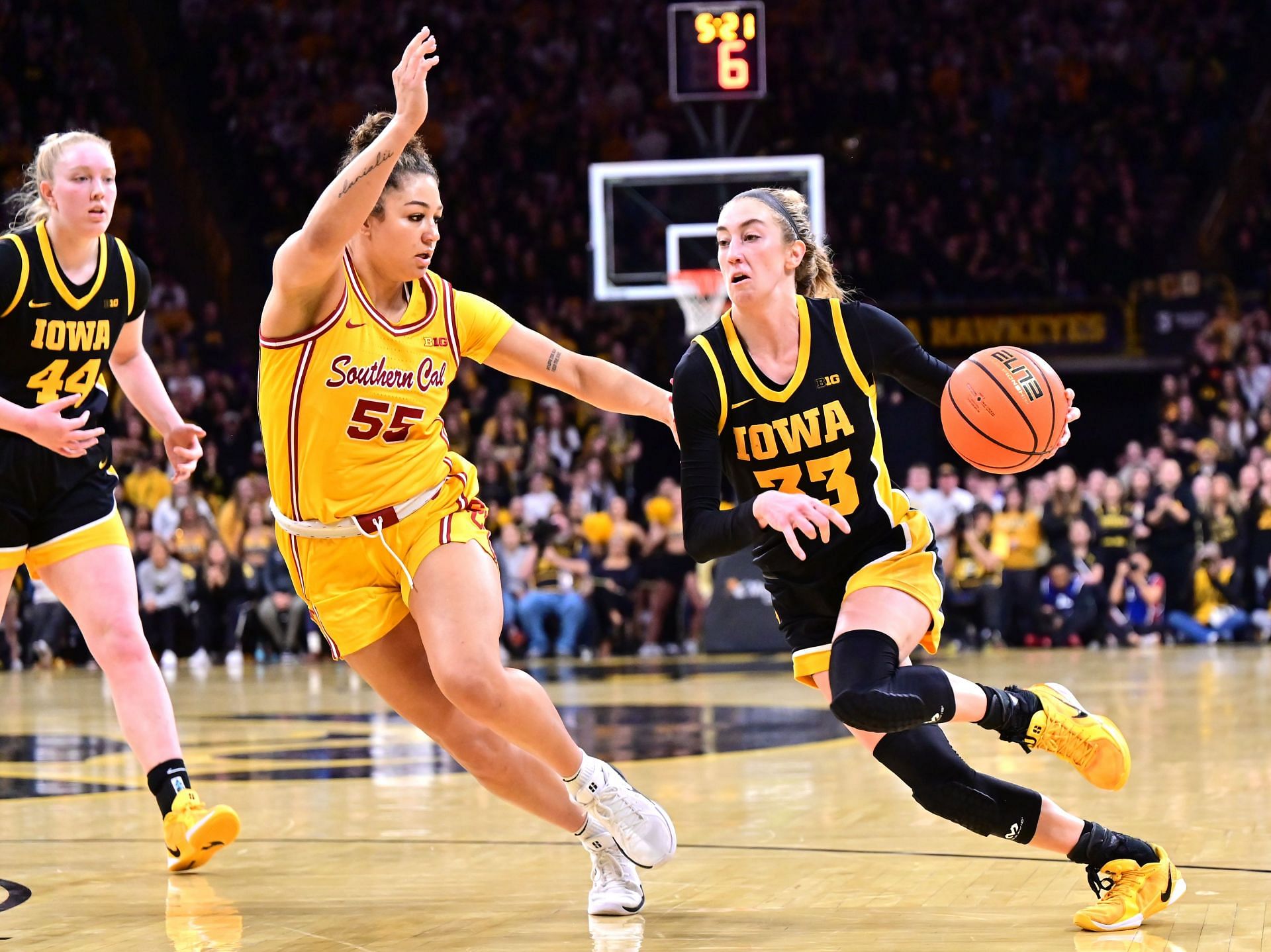 COLLEGE BASKETBALL: FEB 02 Women