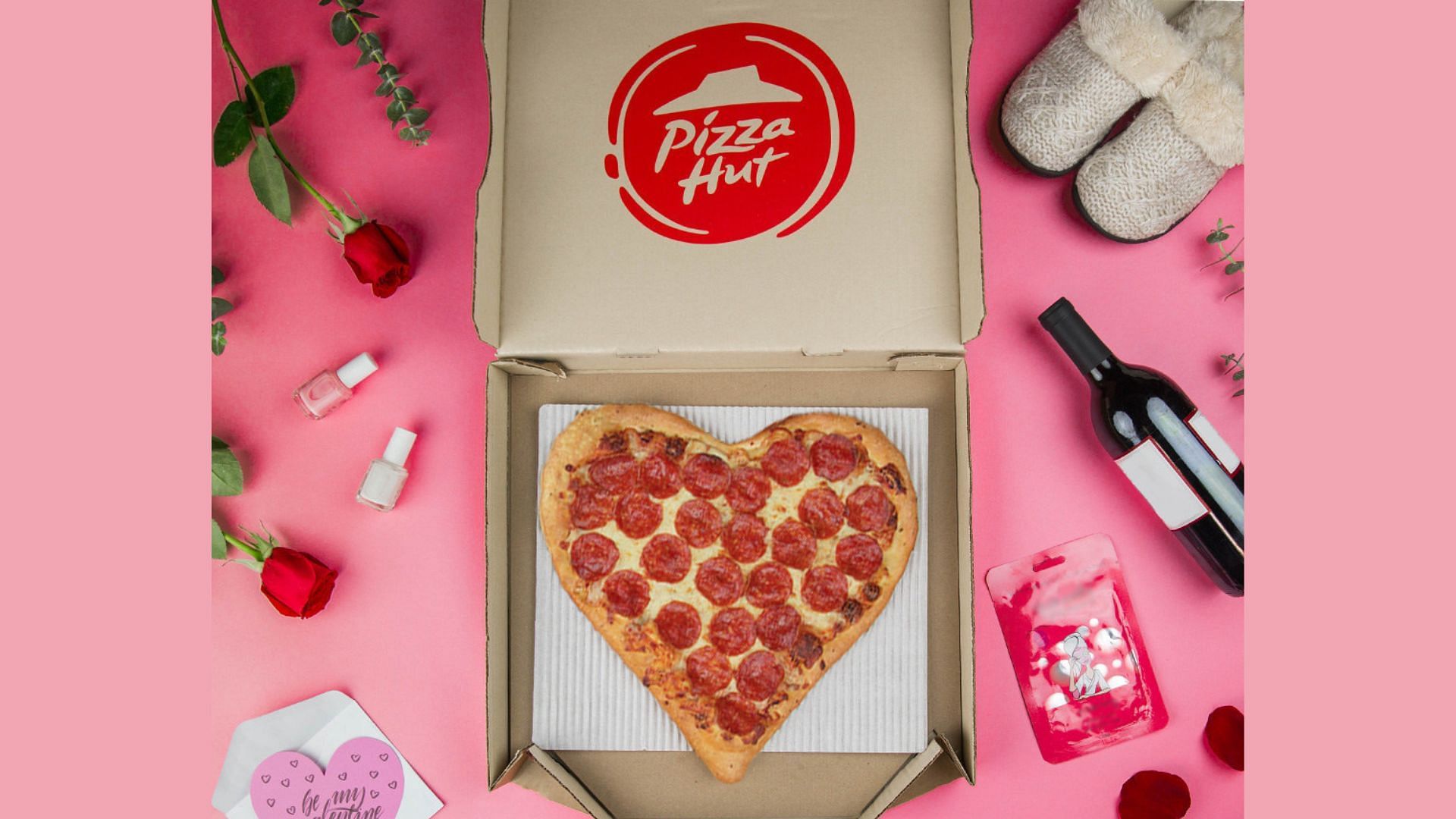 Pizza Hut&#039;s Heart-Shaped Pizza from 2019 (Image via Pizza Hut)