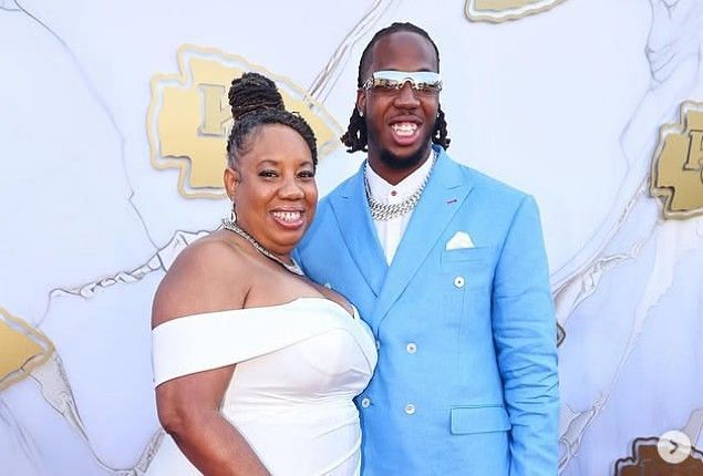 Wanya Morris Mother