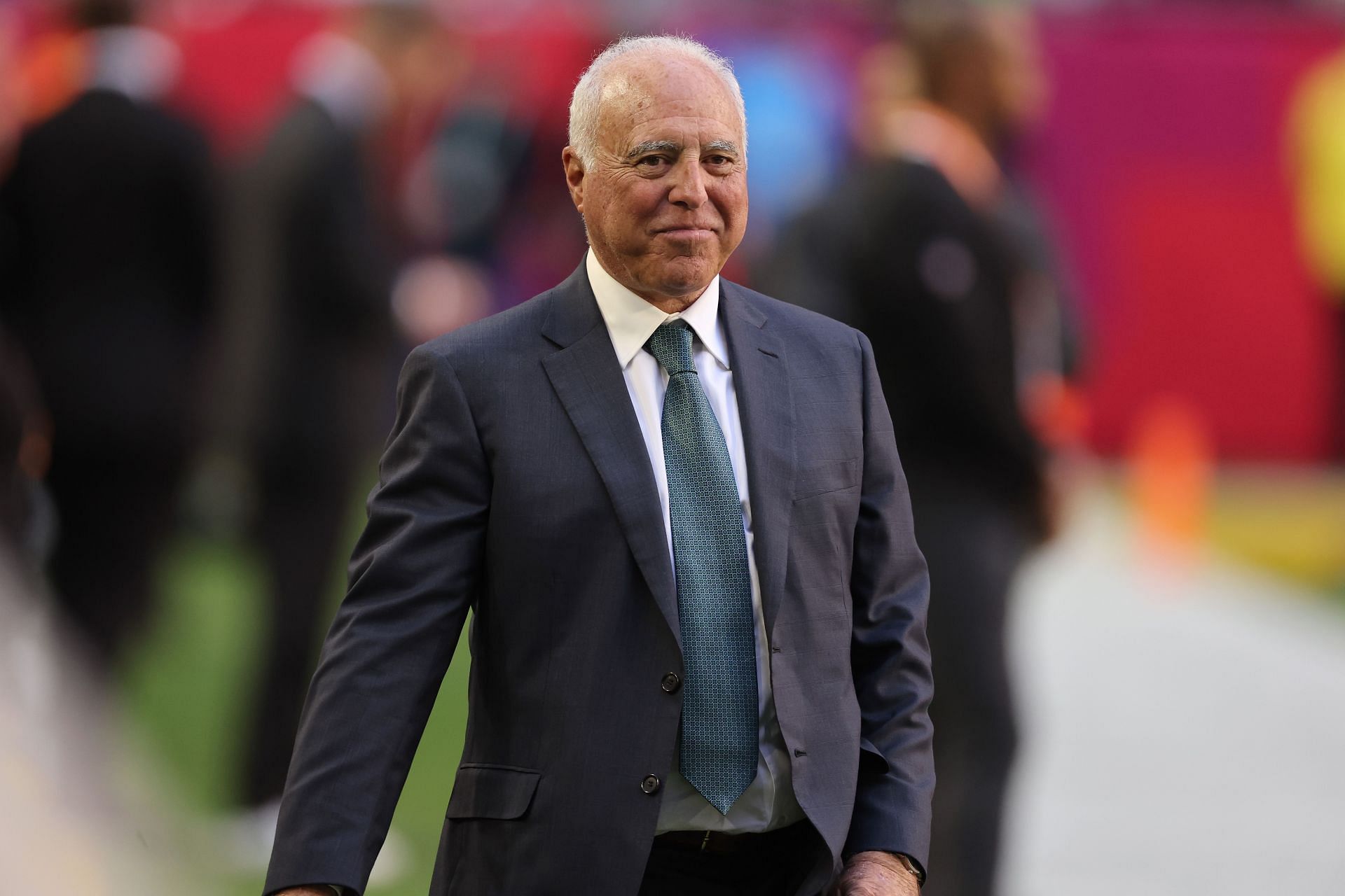 How much did Jeffrey Lurie pay for the Eagles? Revisiting billionaire owner