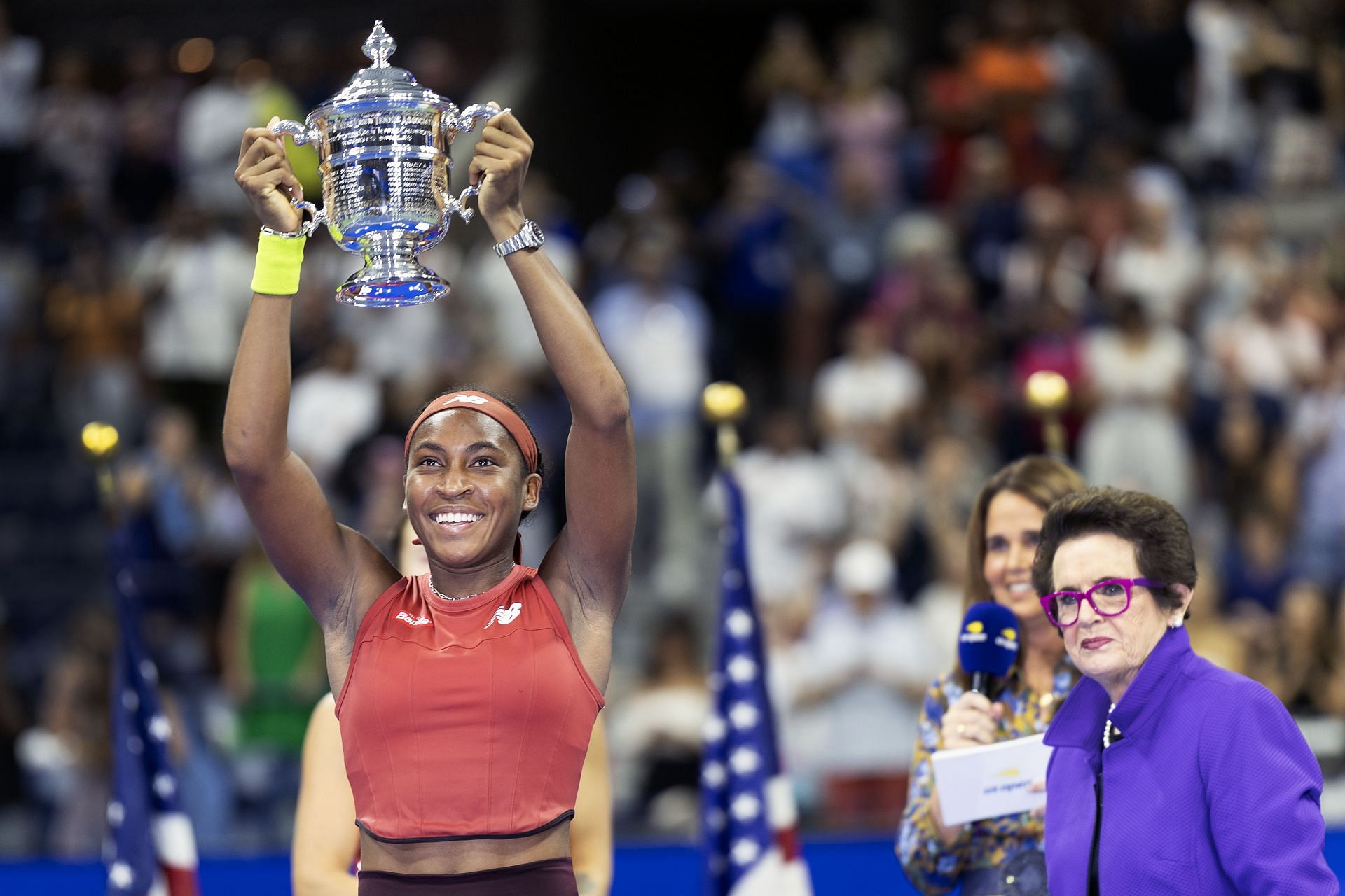 Coco Gauff with the US Open 2023 trophy - Source: Getty