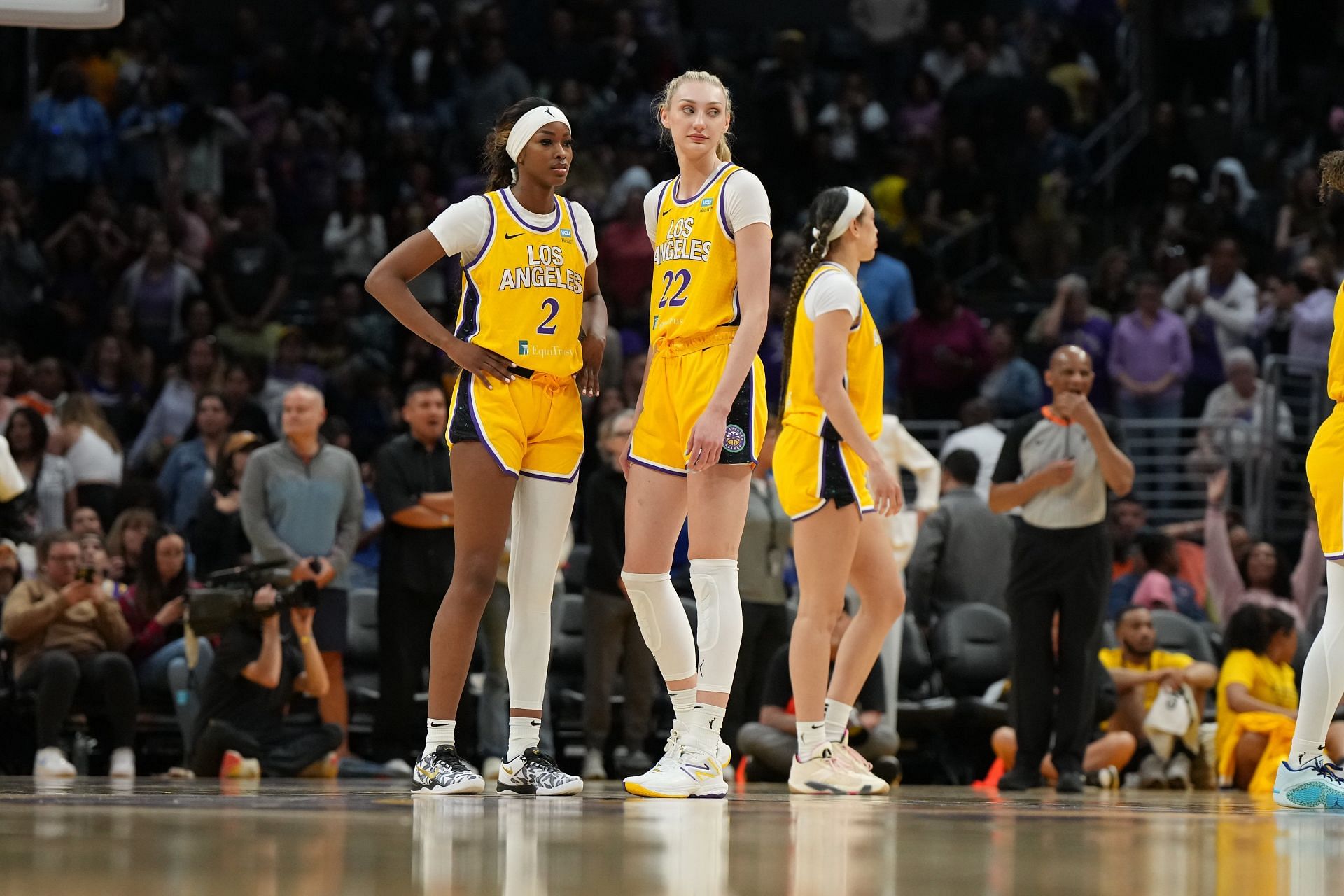 WNBA fans react as LA Sparks hold tryouts for male practice&nbsp;players. -- Photo by GETTY