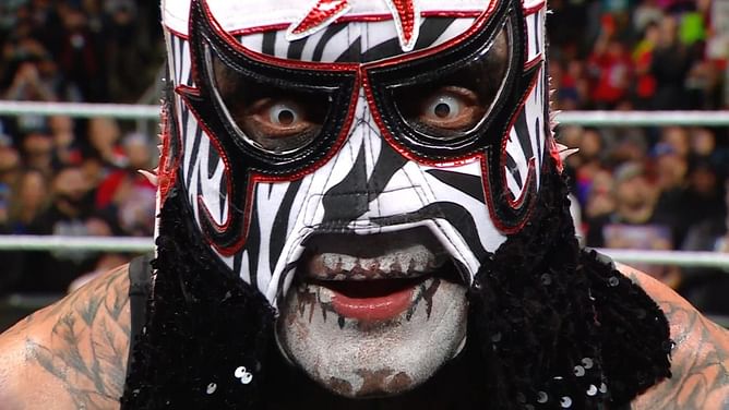 WATCH: Penta slips up on WWE RAW with unexpected AEW reference