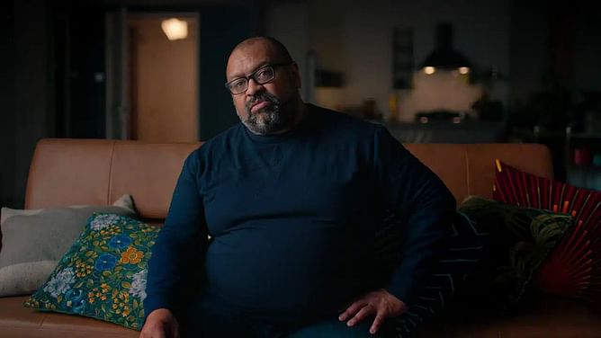 The true story behind Netflix's Con Mum, explained