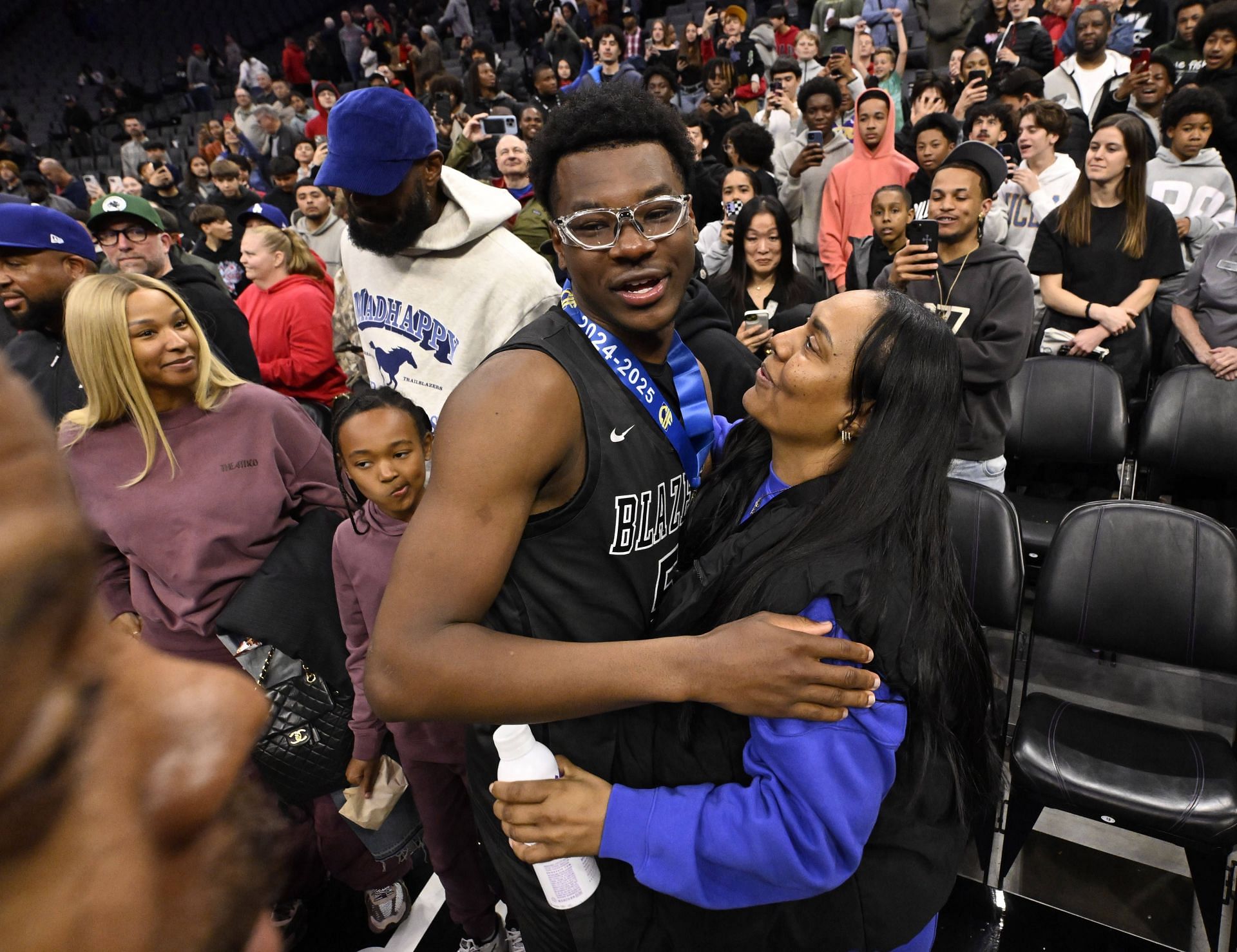 Sierra Canyon Trailblazers defeated Lincoln 58-53 to win a boys CIF State Division 1 championship basketball game. - Source: Getty