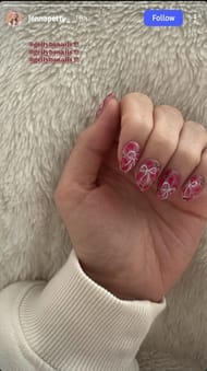 Jenna Petty flaunted her new nail art with her fans (Source: @jennapetty_ via Instagram)