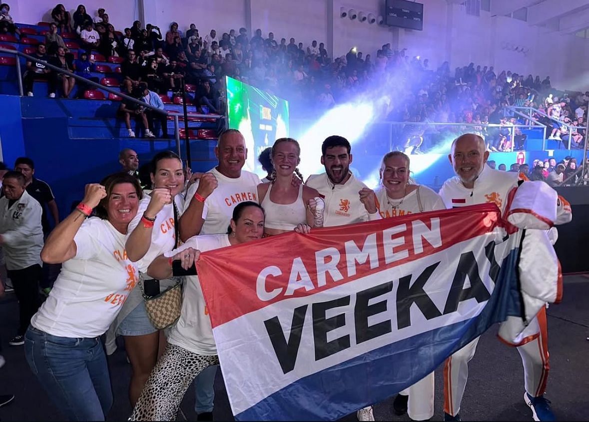 Rinus VeeKay celebrating his wife Carmen&#039;s first Boxing win with her team, Nov 2024 [image via instagram/@rinusveekay]