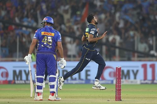 Mohammed Siraj castled Rohit Sharma in his first over in GT's IPL 2025 win against MI. [P/C: Getty]