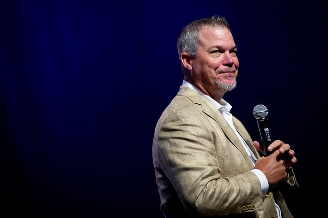Braves legend Chipper Jones makes feelings known on NCAA’s new rules