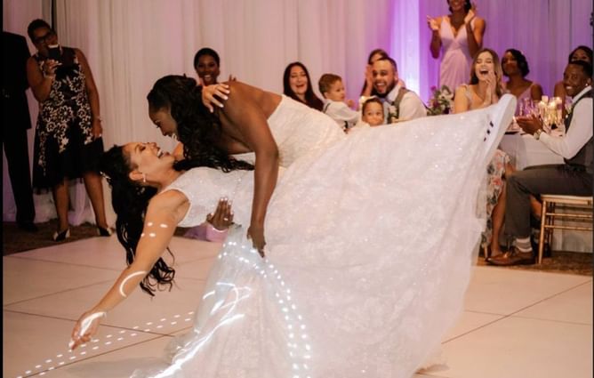 Napheesa Collier's husband and Candace Parker drop 2-word reaction to Chelsea Gray's wholehearted tribute to wife