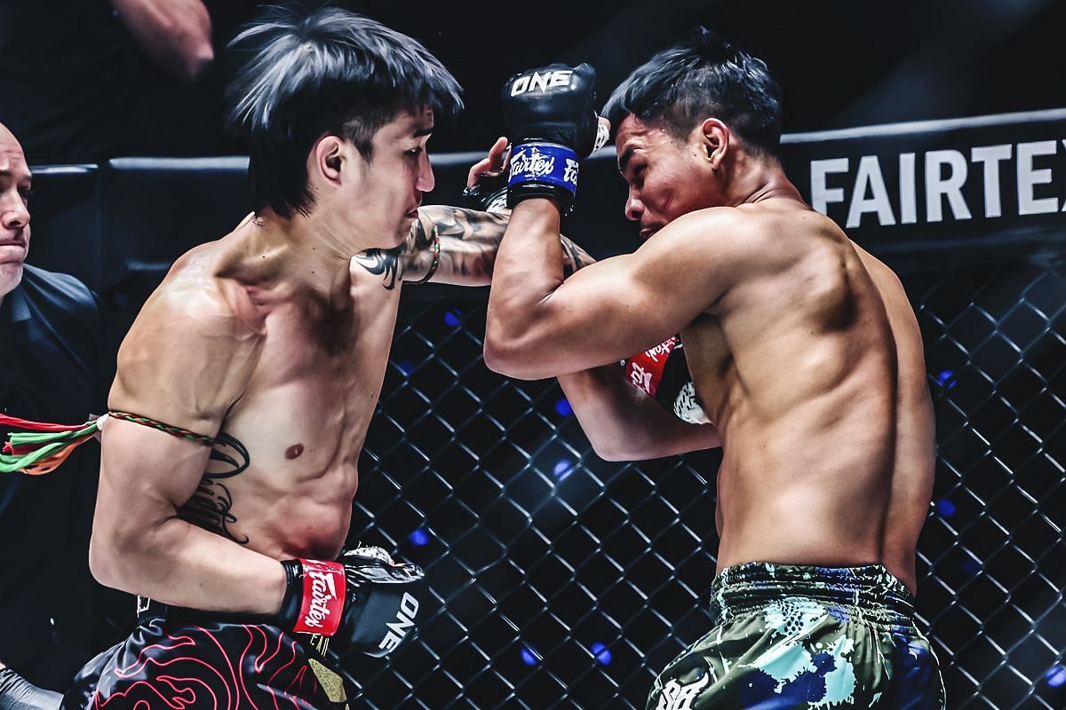 Tawanchai (left) and Superbon (right). [Photo from ONE Championship]