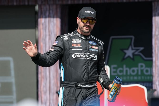 “That car is gorgeous”: Fans react as vintage Indy 500-winning paint scheme announced for Josh Berry